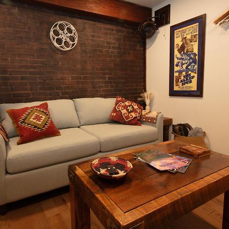 The Frenchman Suites Silverton Bagian luar foto